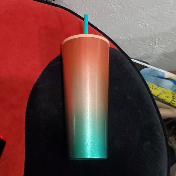 4 Starbucks Tumblers - Picture 4 of 16